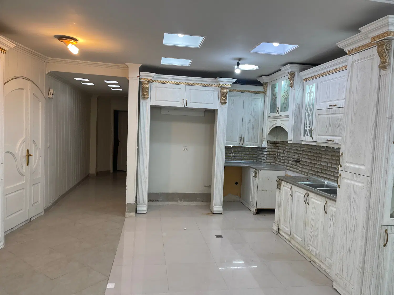 آپارتمان یاس ۱۰