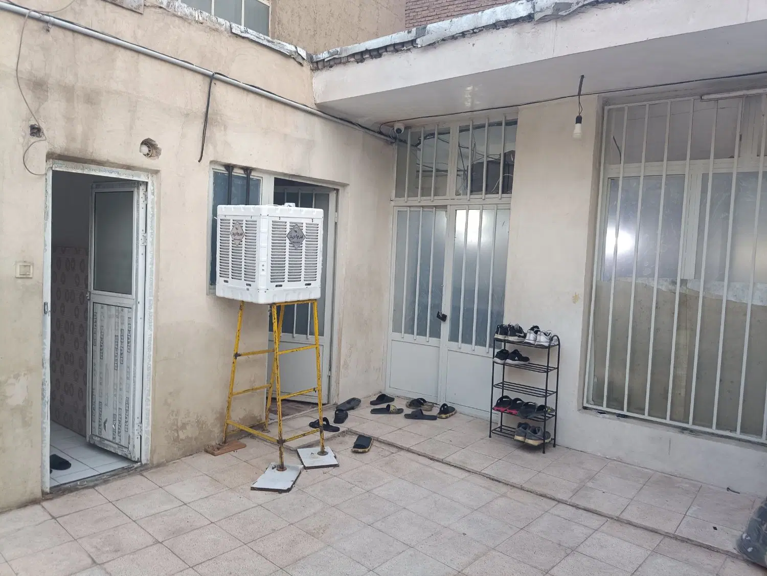 خانه ویلایی در سیروس