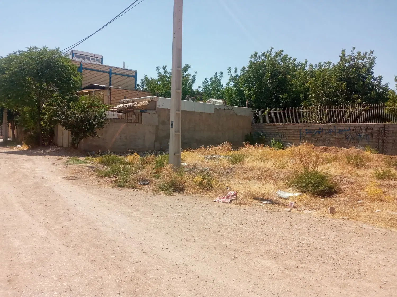 زمین۱۳۰متری کرناچی کوچه۱۳۴شمالی