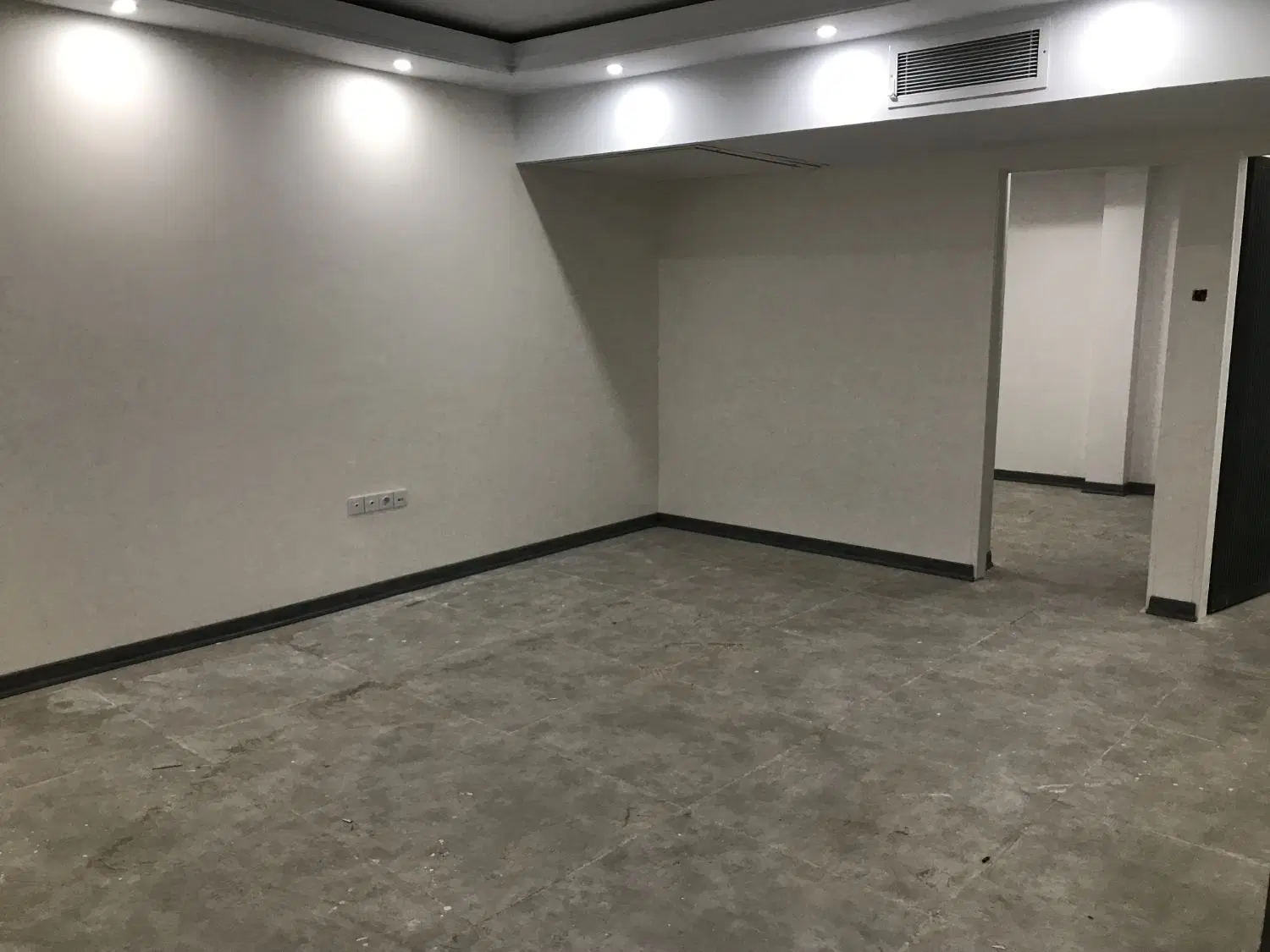 ۸۵متر ۲خواب فول نوساز کلید نخورده
