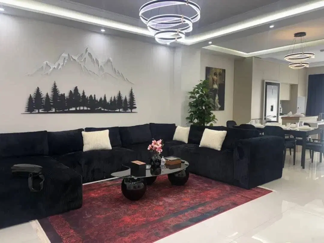 آپارتمان ۱۶۰ متر بیلیارددار نوساز فول فرنیش