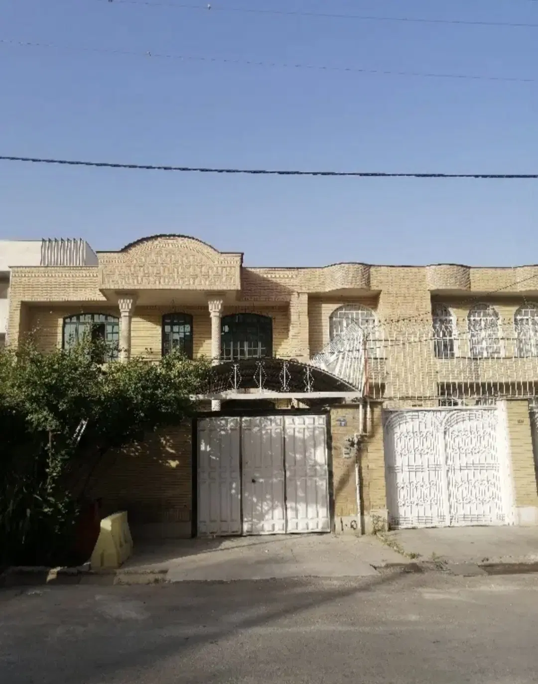 ویلایی _دو طبقه _قابل سکونت_ ۱۲ متری نمازی