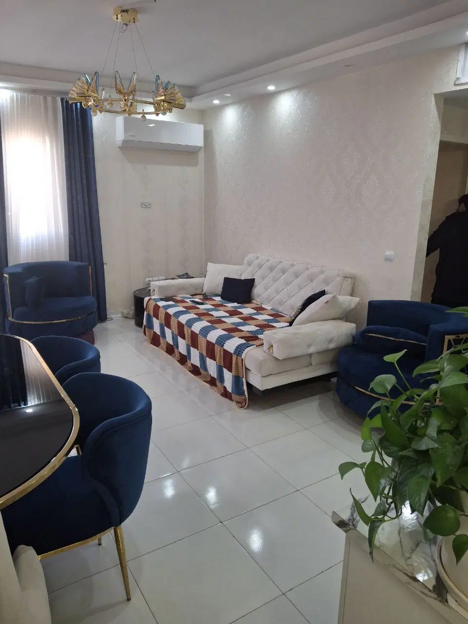 فروش واحد ۲خواب در فاز۵