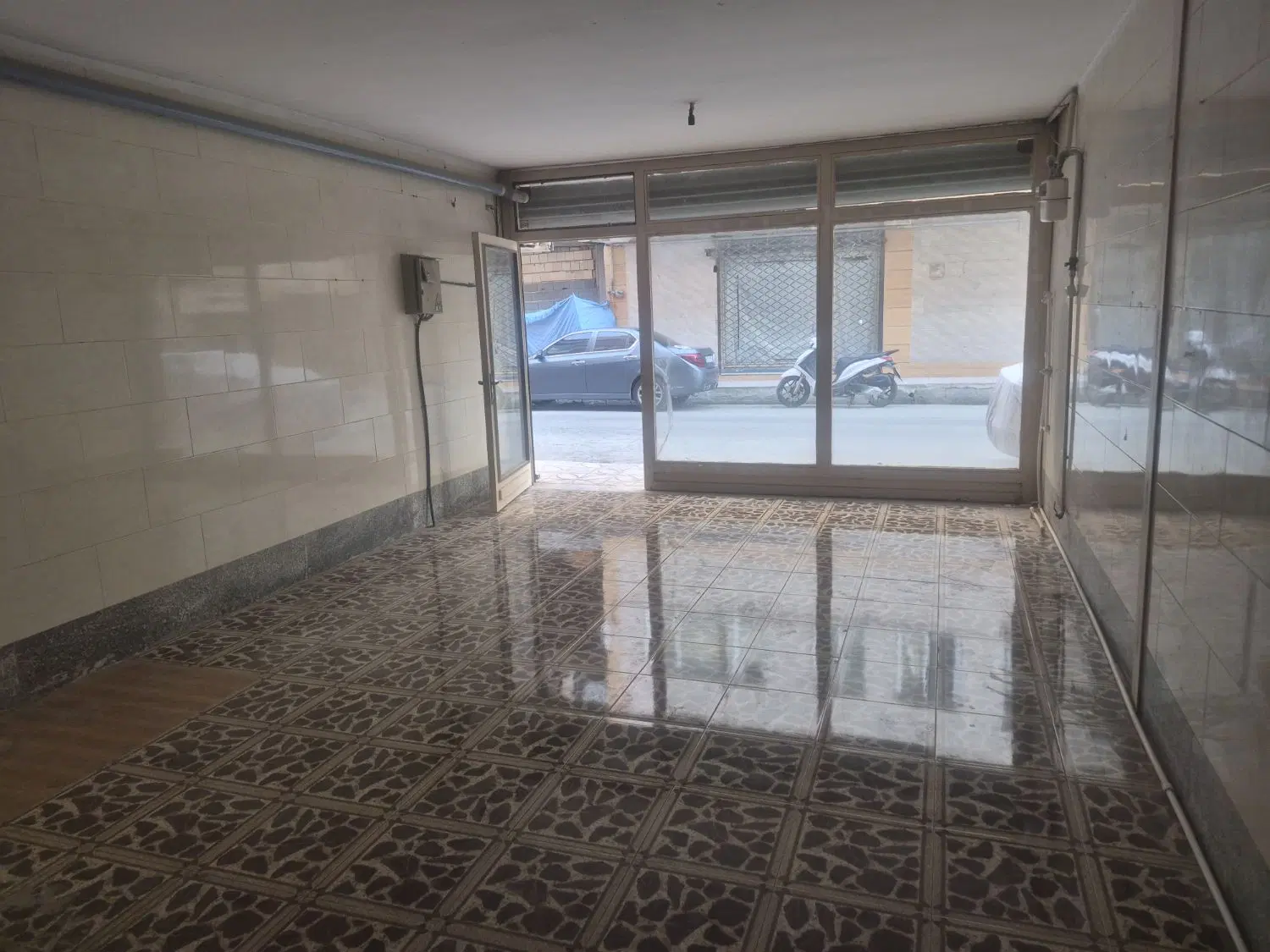 مغازه ۳۵ متری فروشی خرمدشت