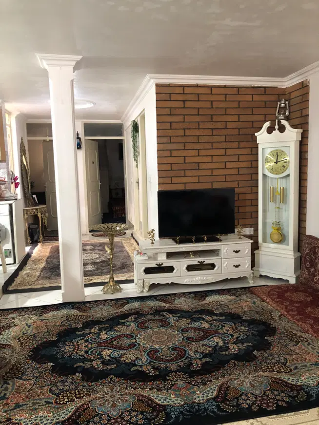 اجاره واحد ۹۰ متری ویلایی