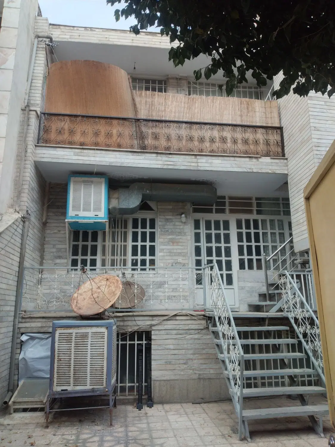 فروشی