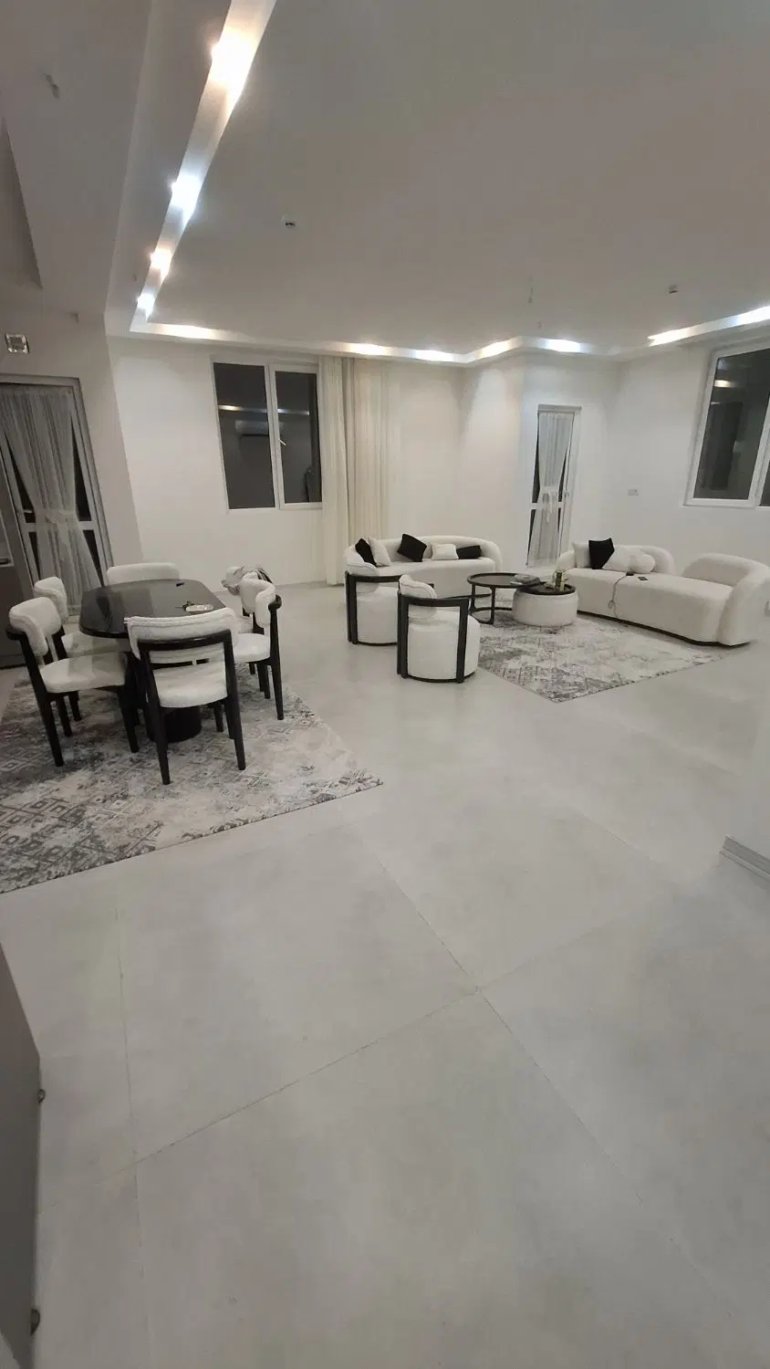 اجاره روزانه هفتگی فول وکیل اباد