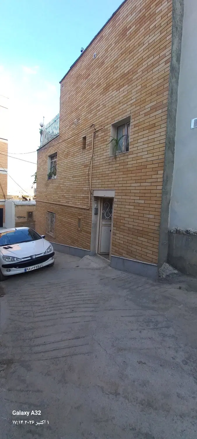 یک طبقه و بهار خواب نوساز سه راه شیخان