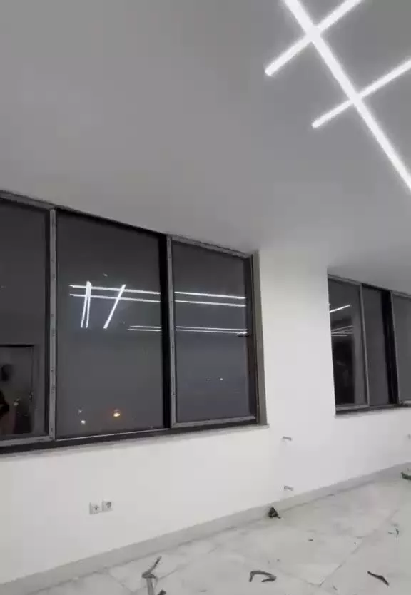 فروش ۳واحد تجاری. بصورت کلی یا بصورت تکواحدی