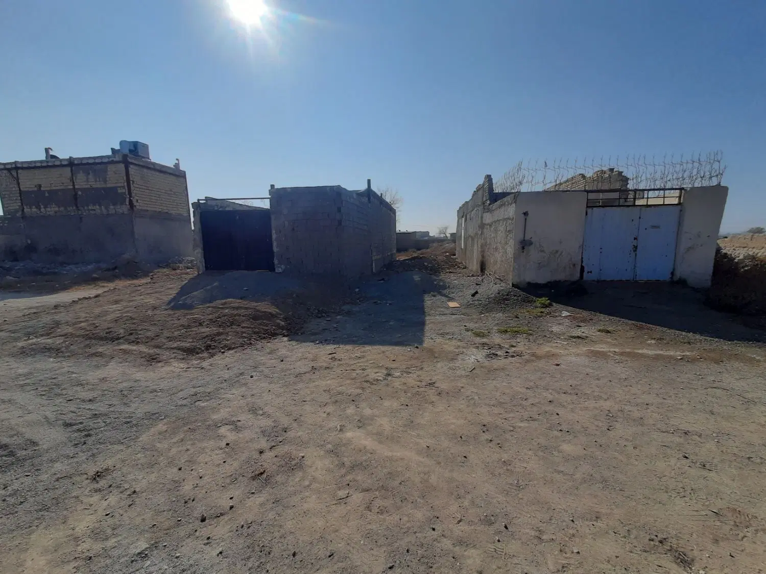 زمین ۸۳ متری با قابلیت ساخت