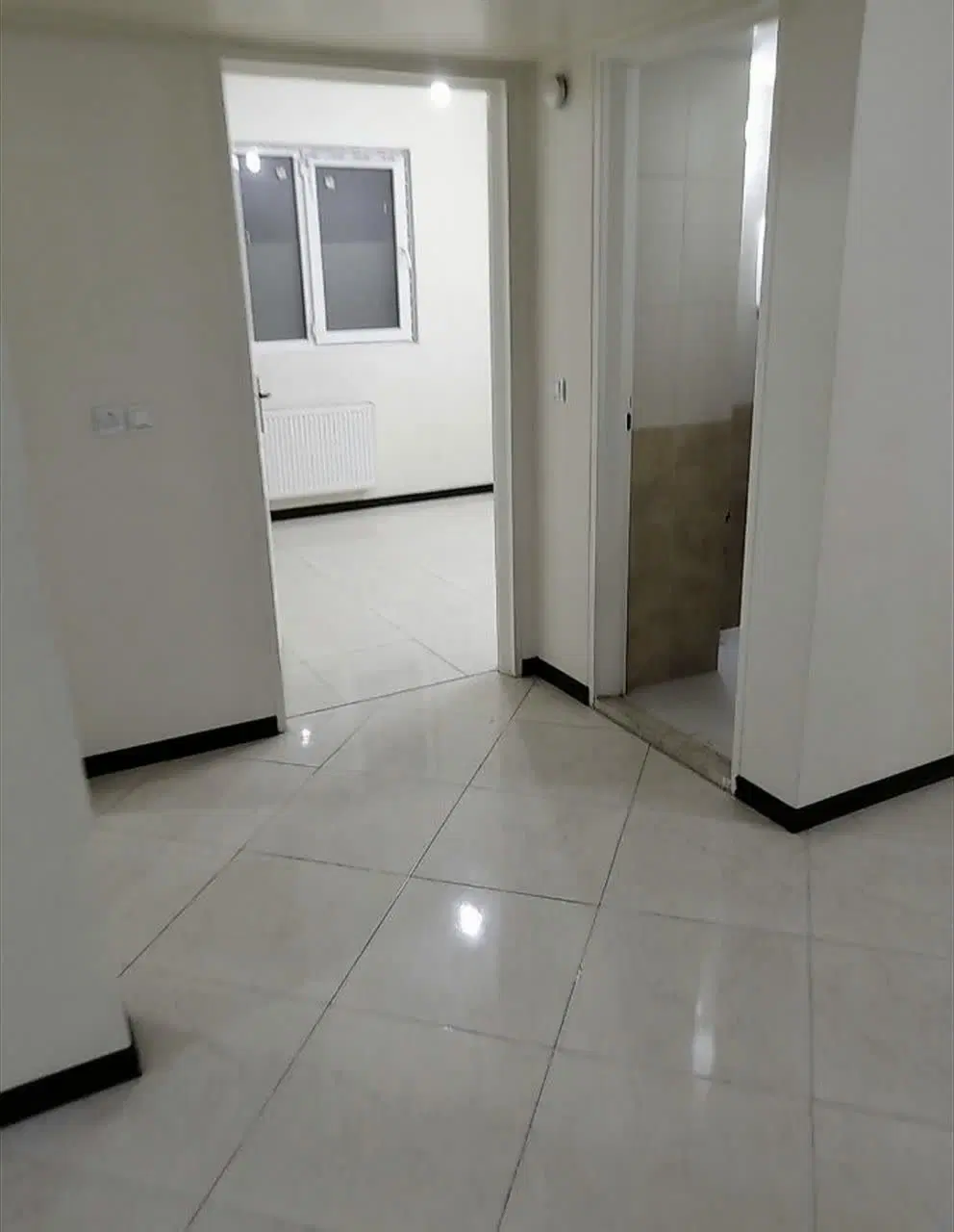 آپارتمان نگین شرق