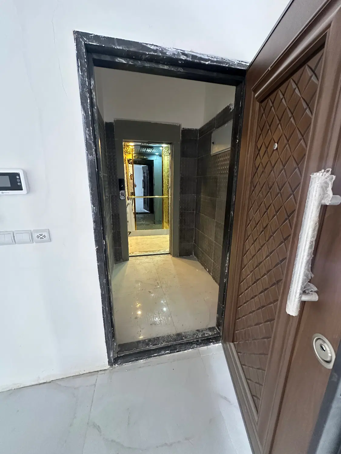 اپارتمان دوکله مرزداران
