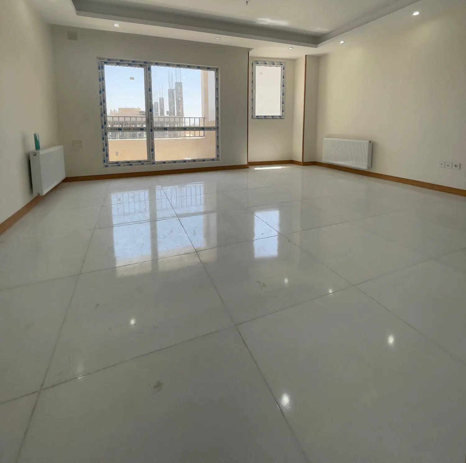 ۹۸متر نوساز شبنم ۱جنوبی روبه کوچه