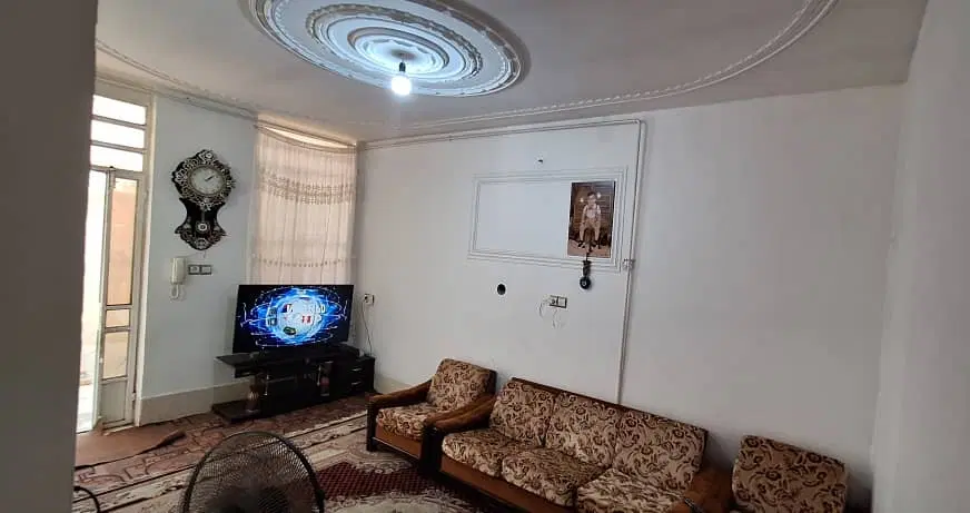 فروش یک واحد مسکونی 1 خوابه