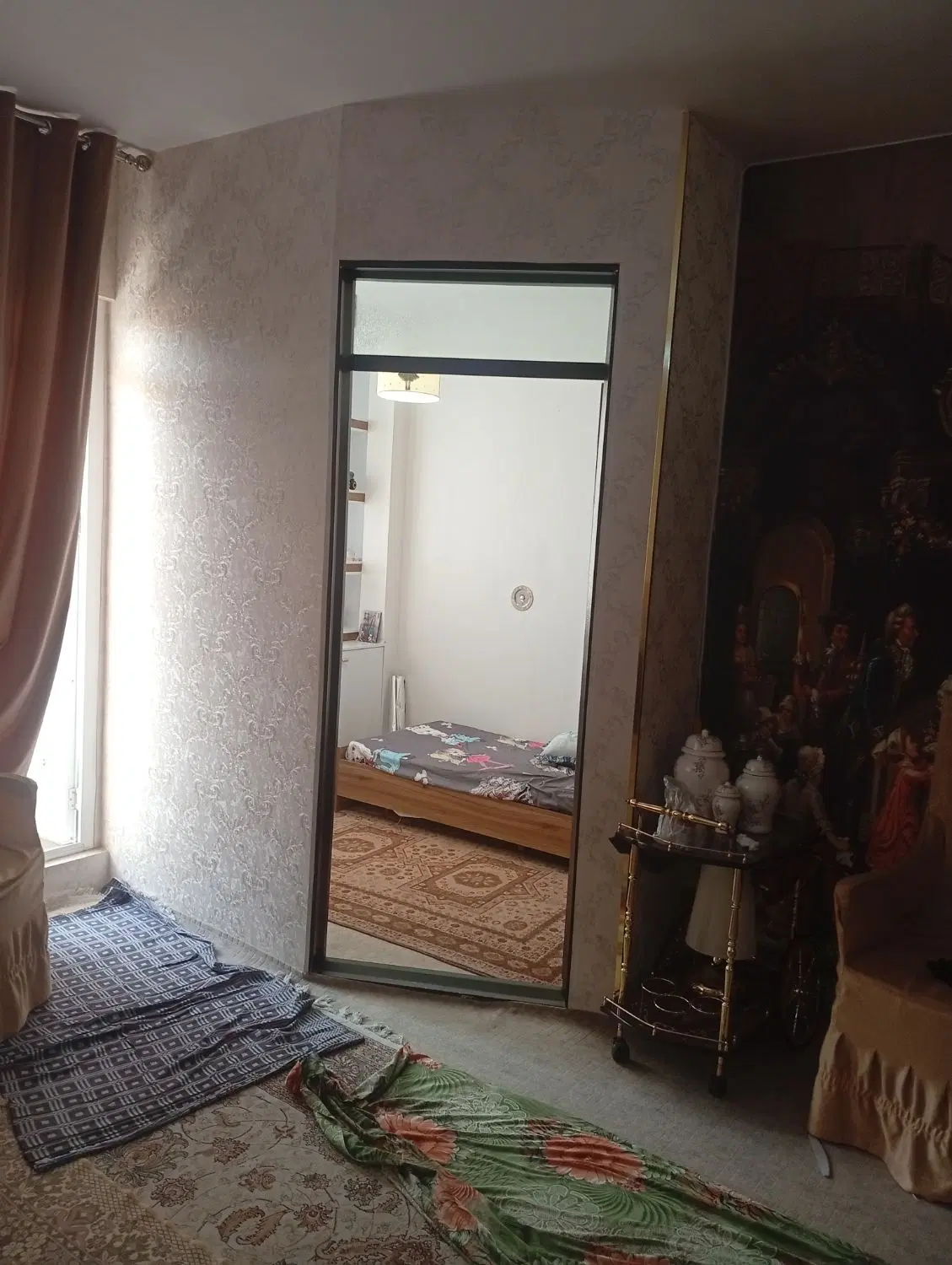 آپارتمان در بازارچه طبقه 4 اخر