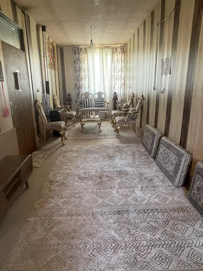 دربست دوبلکس  به شرط تمیزی پارکینگ دار