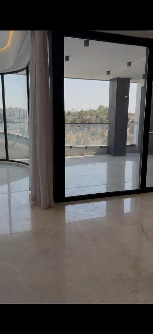 ۳۰۰ متر تجاری موقعیت اداری شهرک غرب