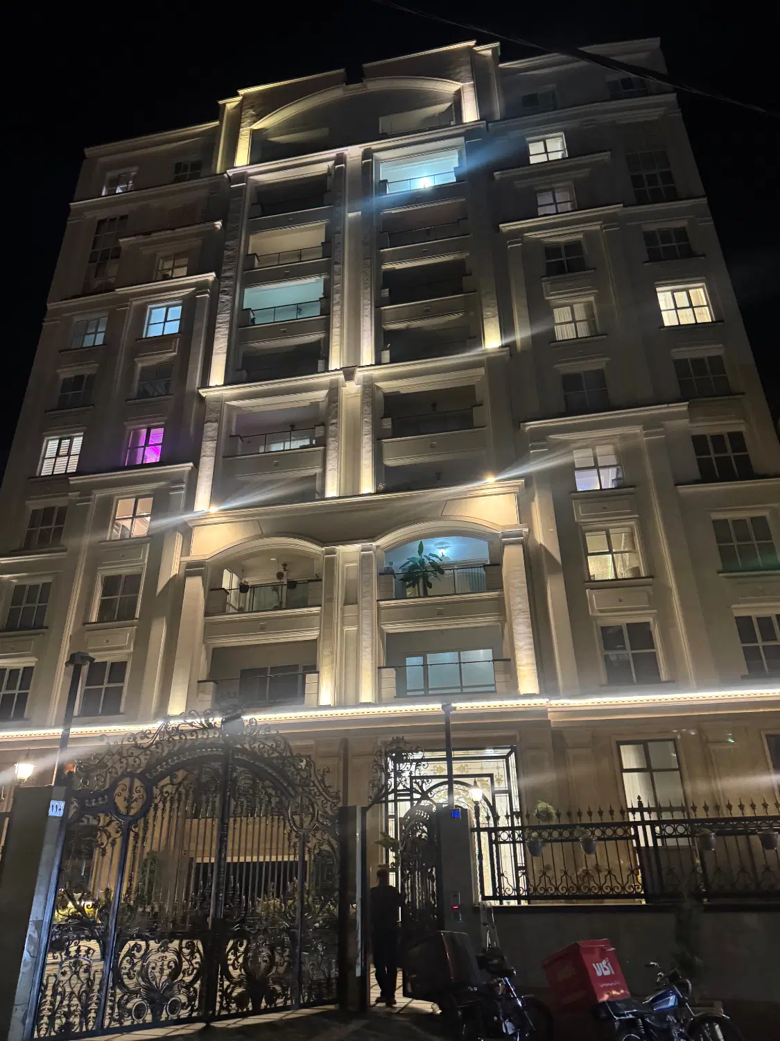 120 متر ** مدرن لوکس ** مناسب مدیران بانک مرکزی