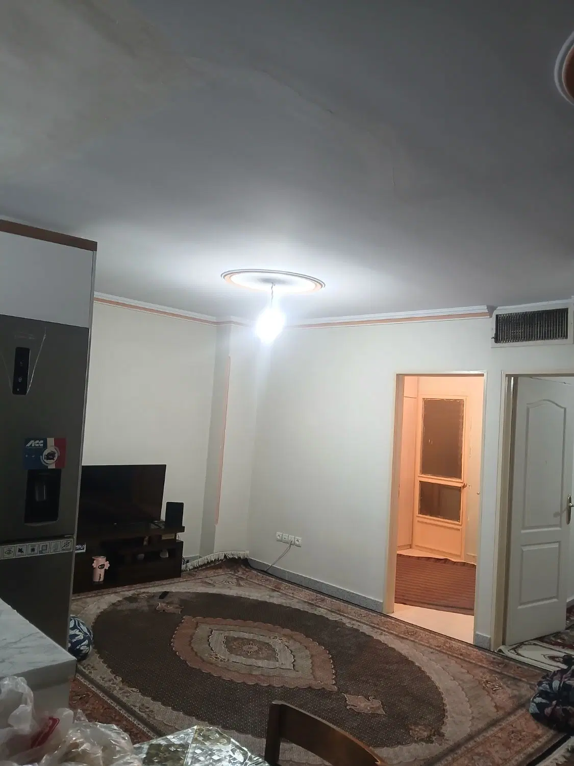 واحد ۶۳ متری دو خواب فول امکانات