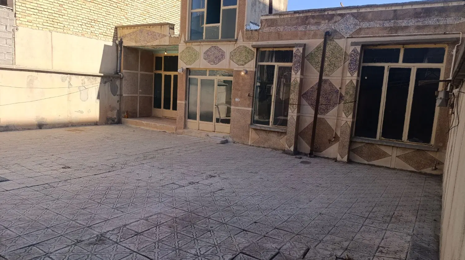 خانه مسیرنفت ویلایی باب آپارتمان سازی