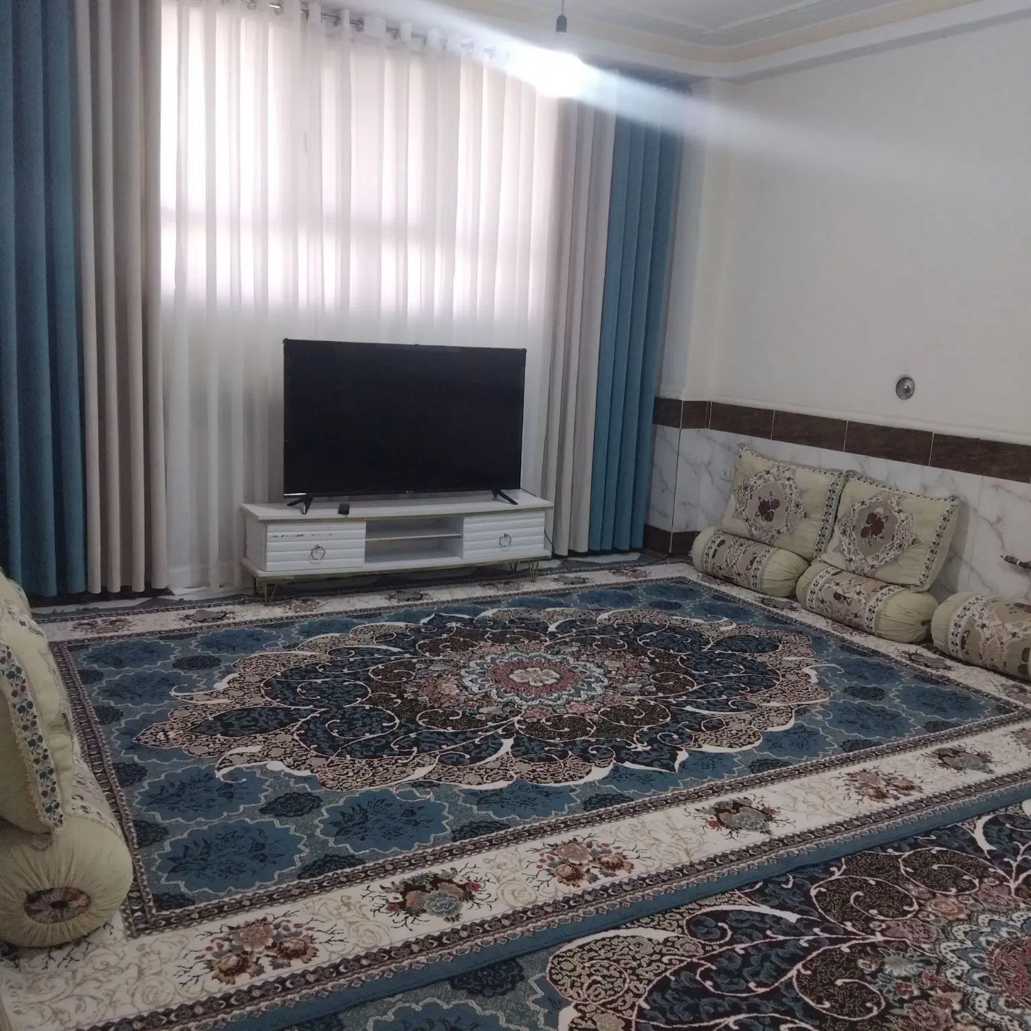 واحد آپارتمان 90 متری شیک و تمیز