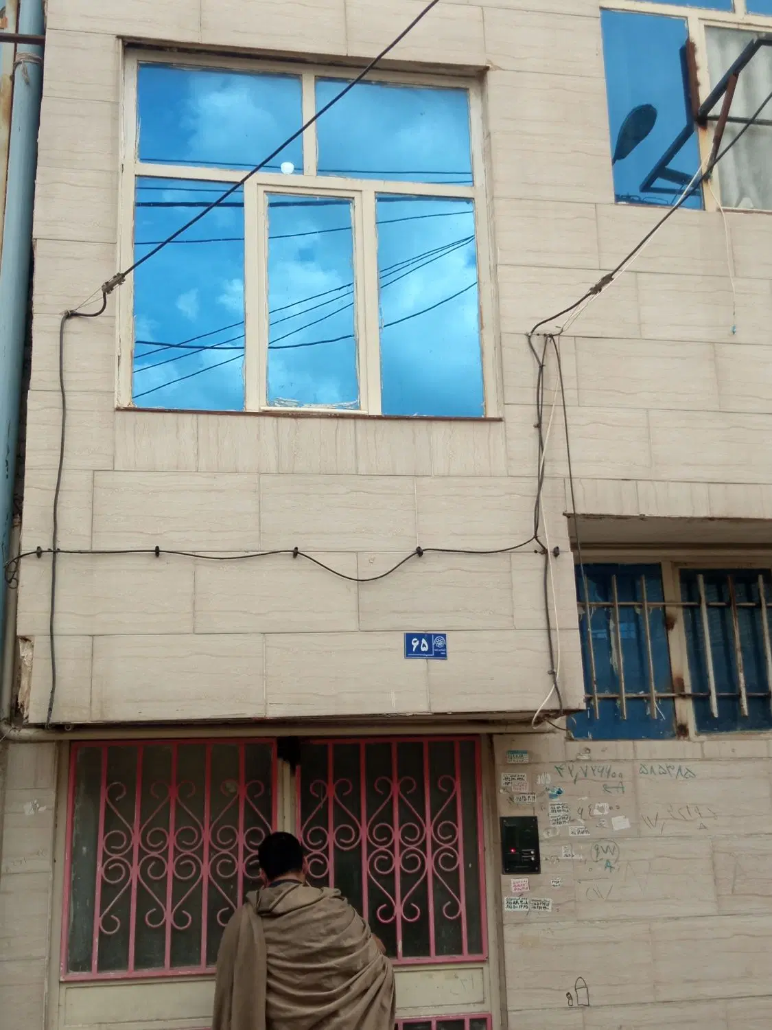 آپارتمان هم کف نوساز مشهد