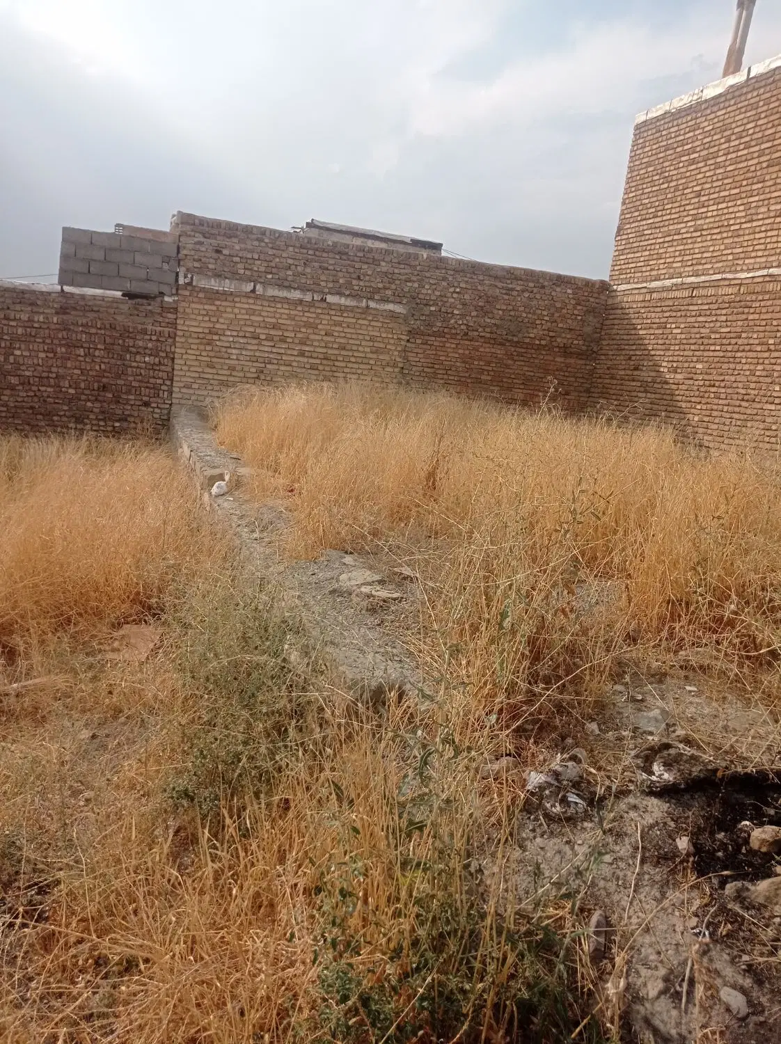 زمین مسکونی درکوهنورد