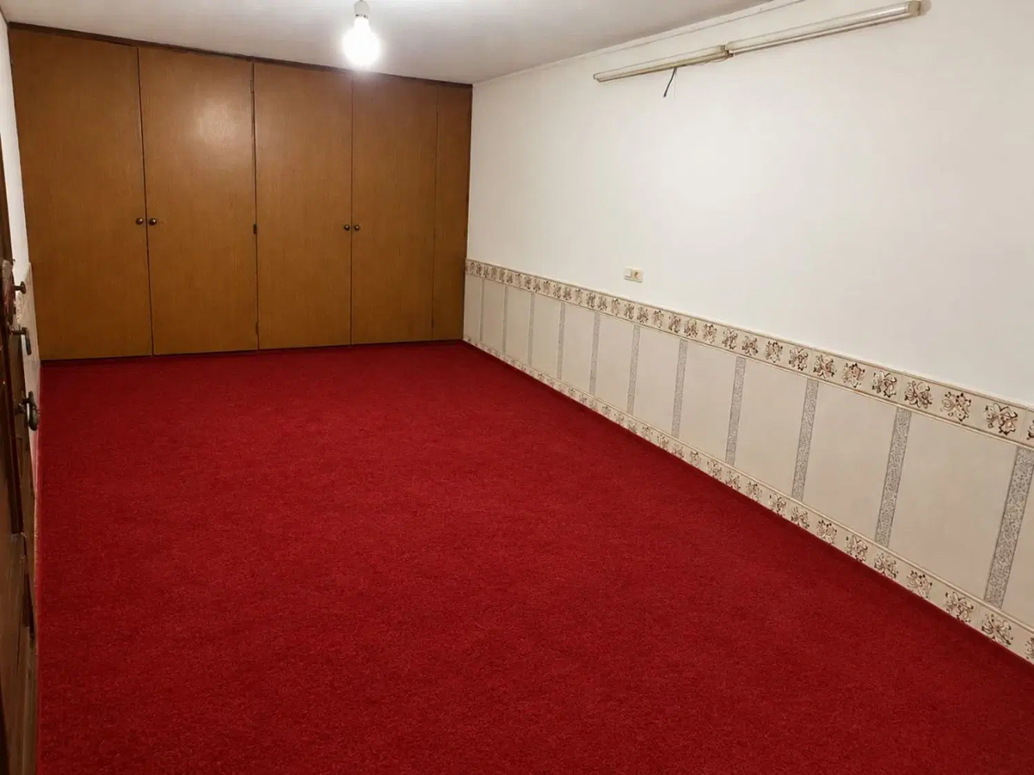 خانه فروشی فوتبال