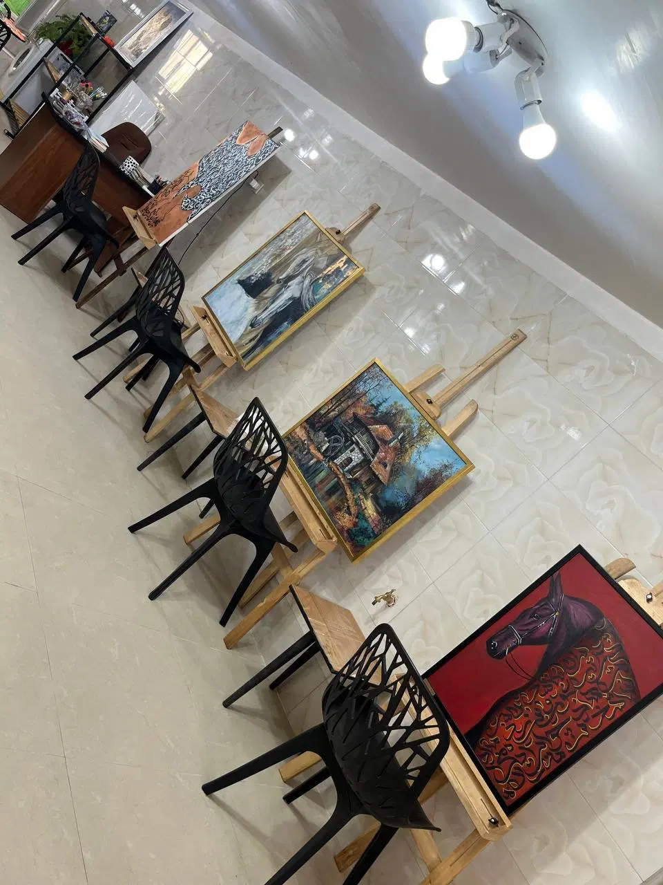 اجاره اموزشگاه هنری برای اساتید