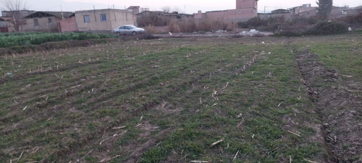 زمین فروشی