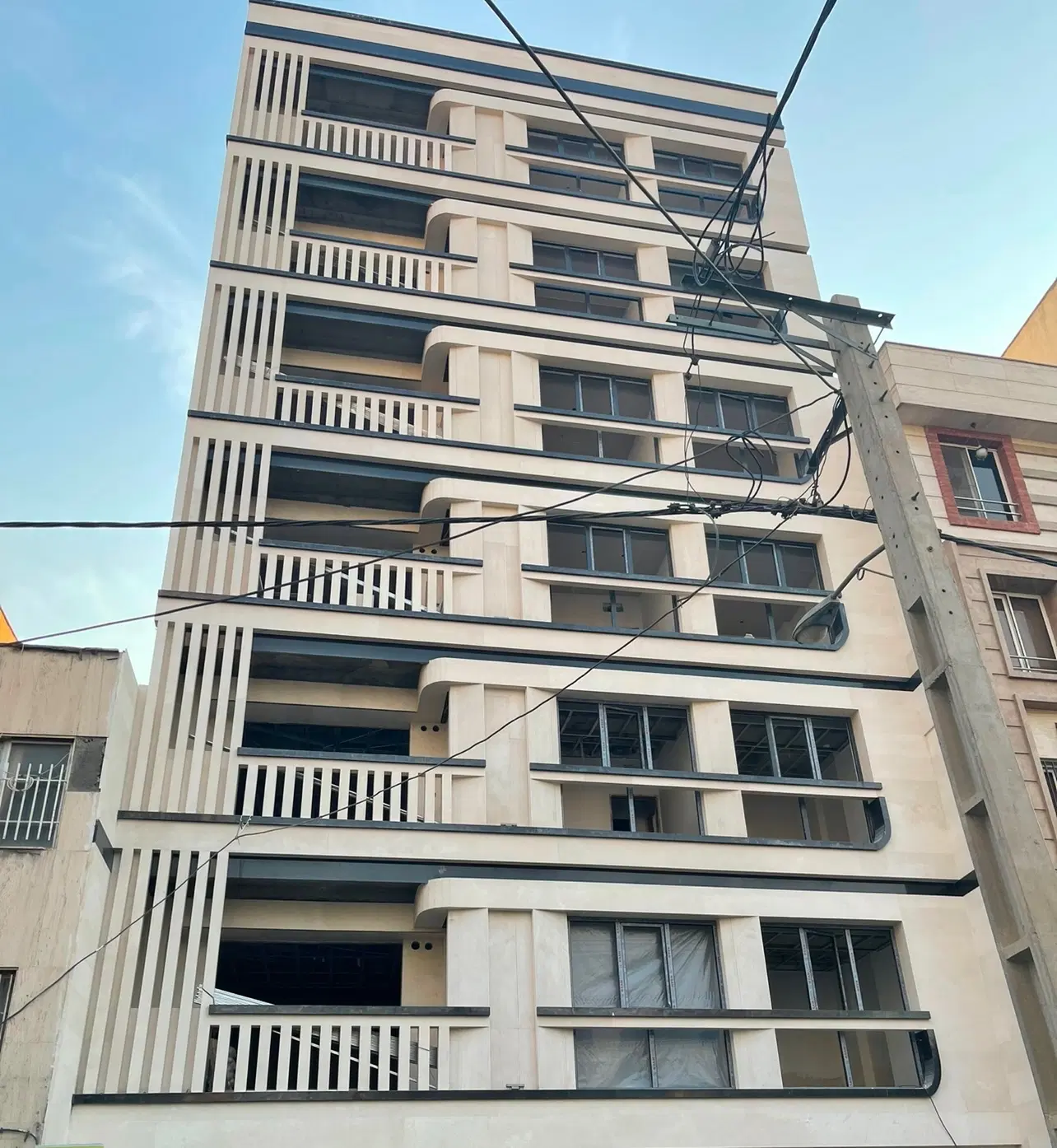 اپارتمان ۷۲ متری نوساز کلید نخورده