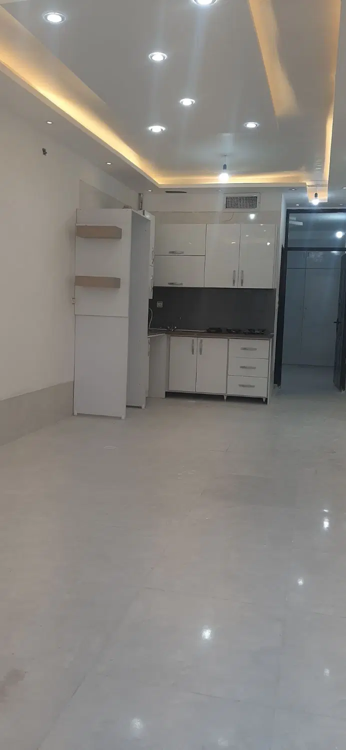 منزل ویلایی  ماشین رو یک خوابه در حد صفر