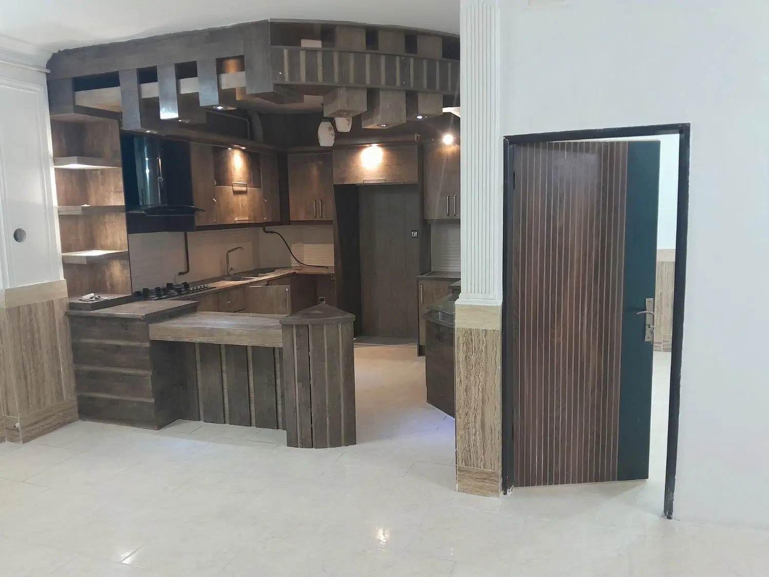فروش آپارتمان ۸۰ متر شیرودی