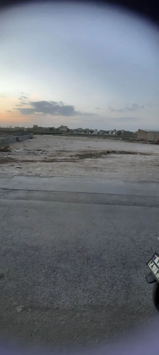 زمین فروشی
