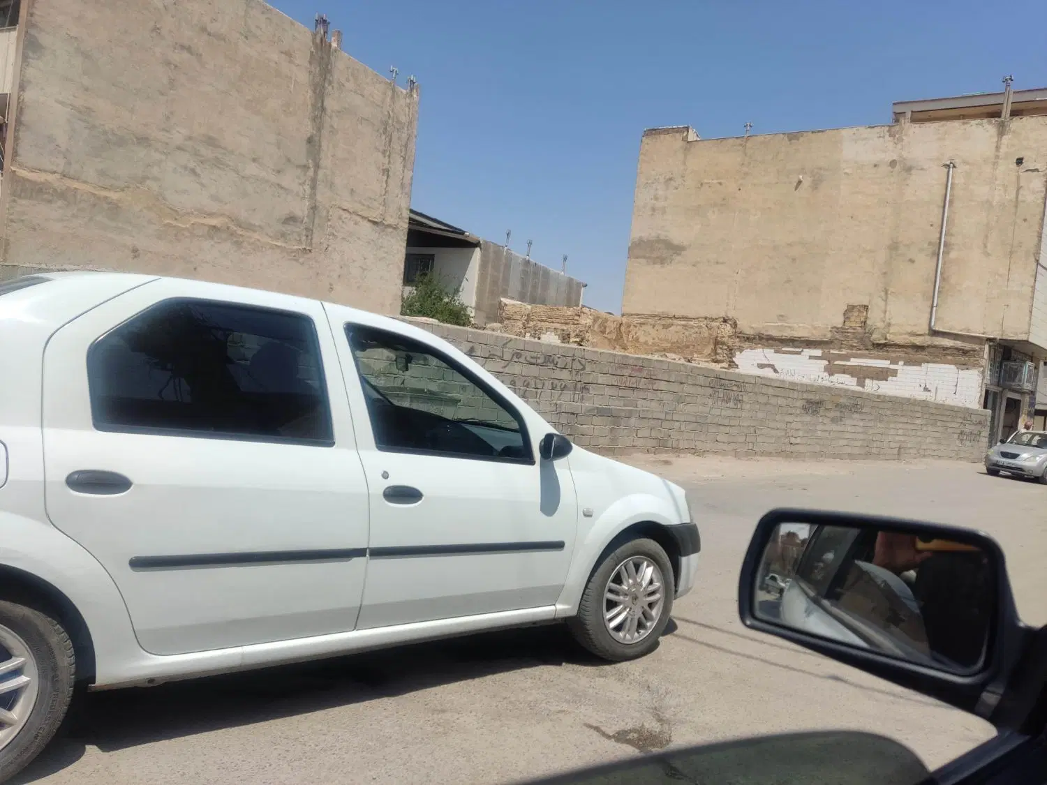 فروش یک قطعه زمین علوی