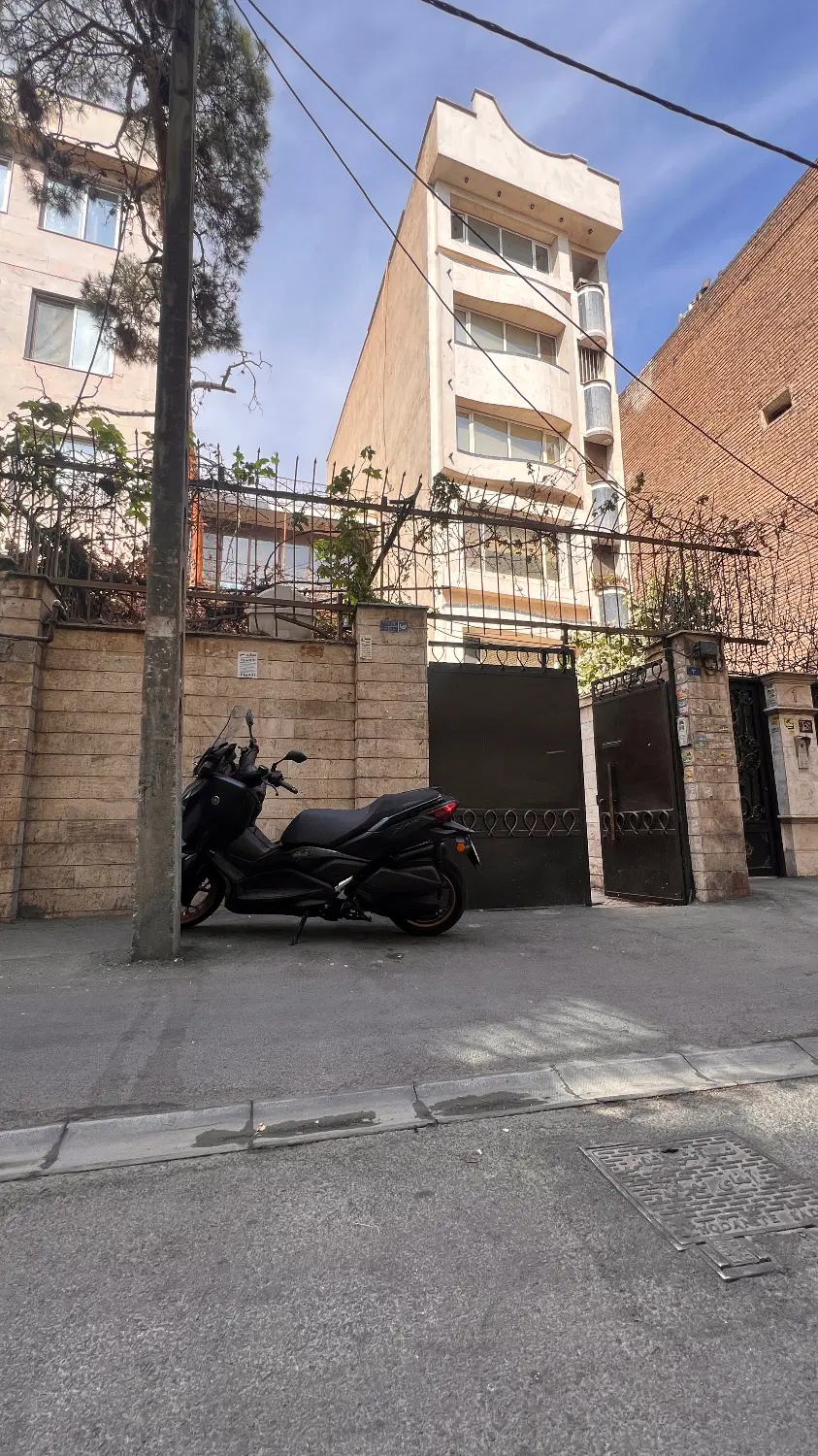 اجاره ی ملک دربست حیاط دار