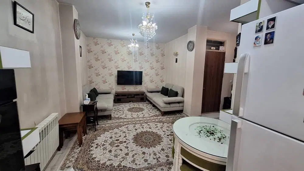 فروش ۶۱ متری دو خواب طبقه اول روی همکف المپیک