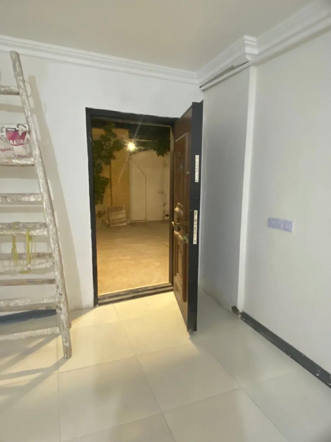 فروش یه واحد همکف