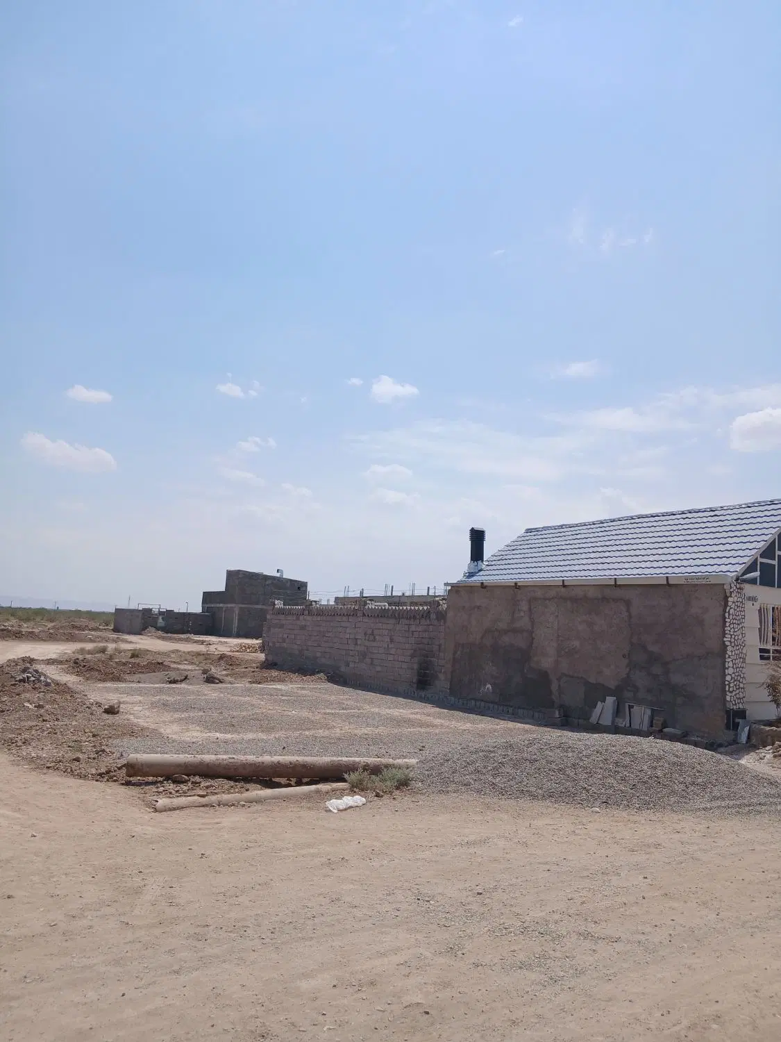 زمین فروشی