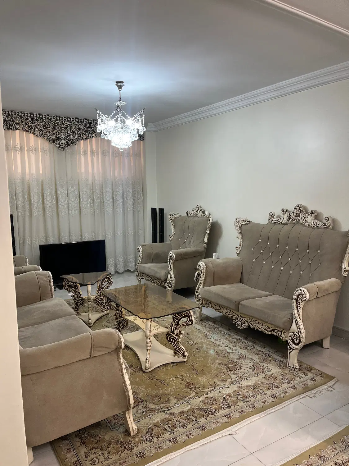 ۶۰ متر_یک خواب_تشکری موحد