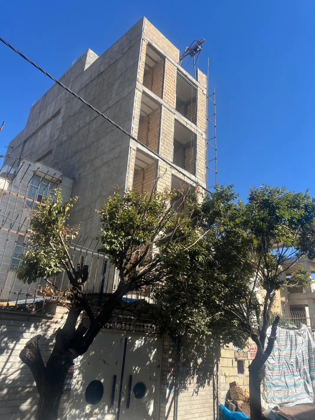 فروش اپارتمان ۱۰۵ متر نوروزیان تک واحدی