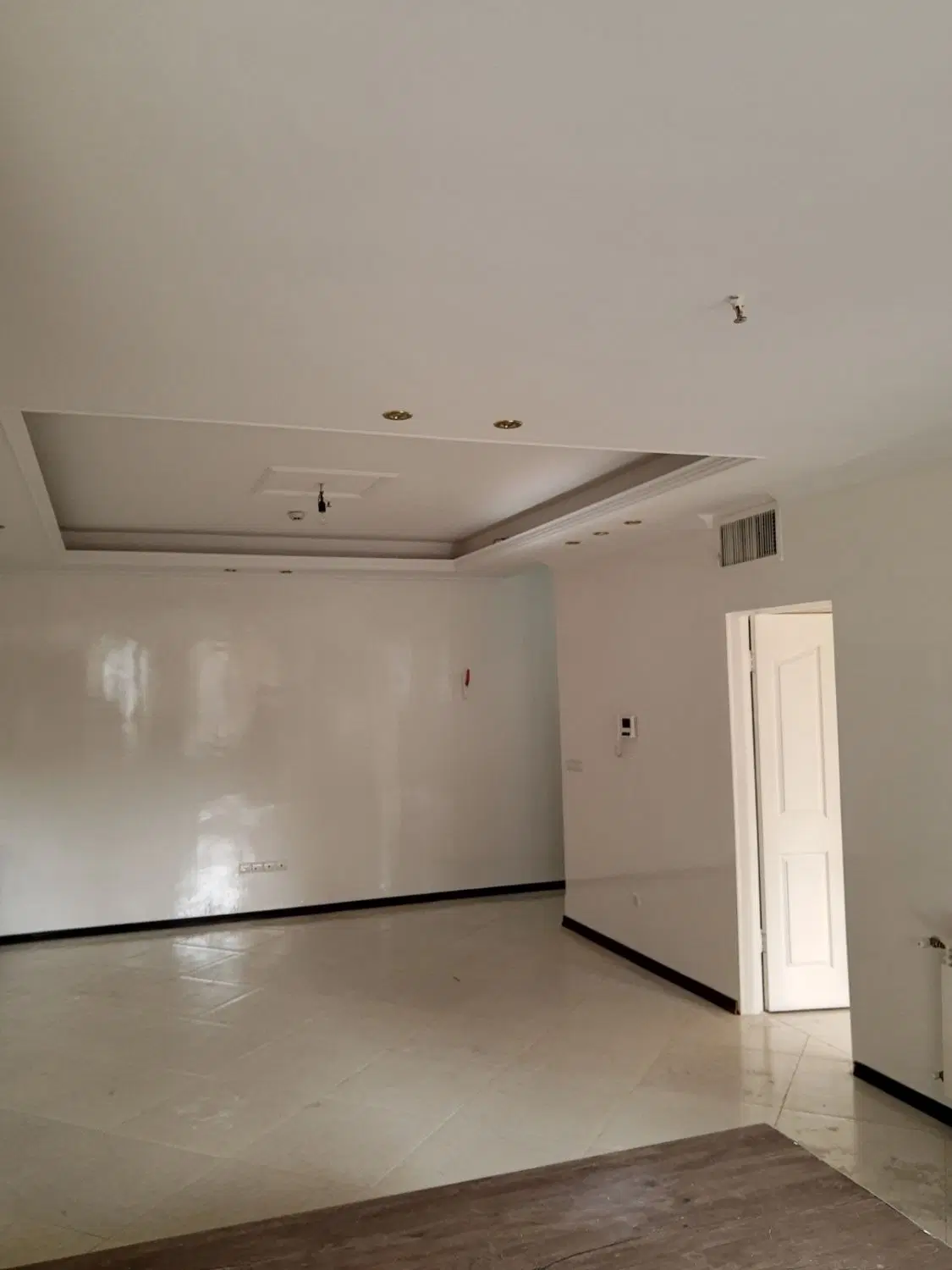 اجاره واحد 65 متری