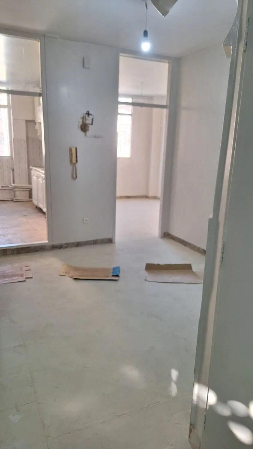 آپارتمان ۹۰ متری