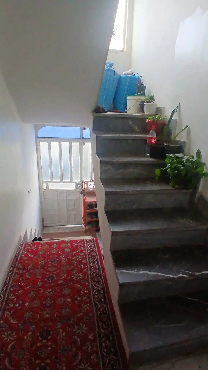 فروش خانه ویلایی بزرگ دوواحدی باهم بصورت یکجا