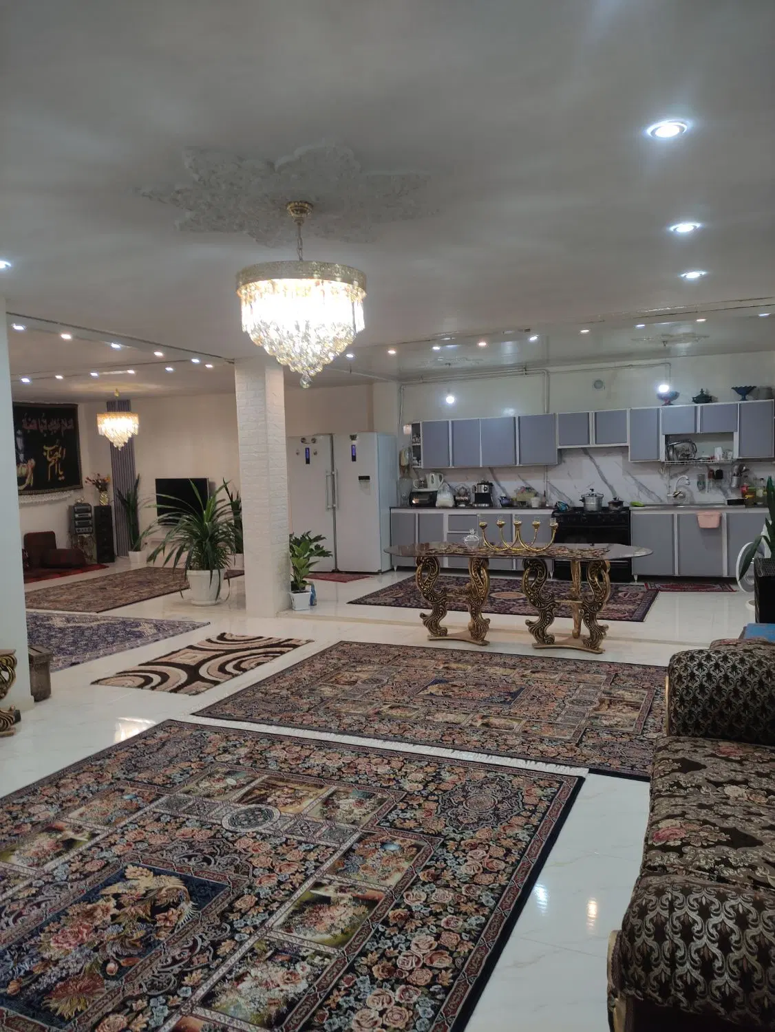 آپارتمان پتروشیمی ۱۸۷متر سه خوابه دوانباری