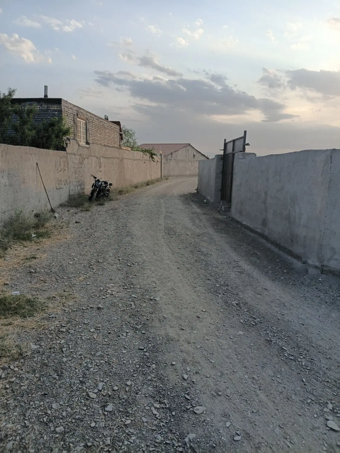 ۵۰۰ متر سند دار فروشی