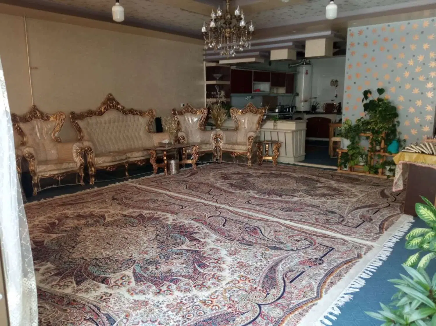 فروش منزل طبقه همکف