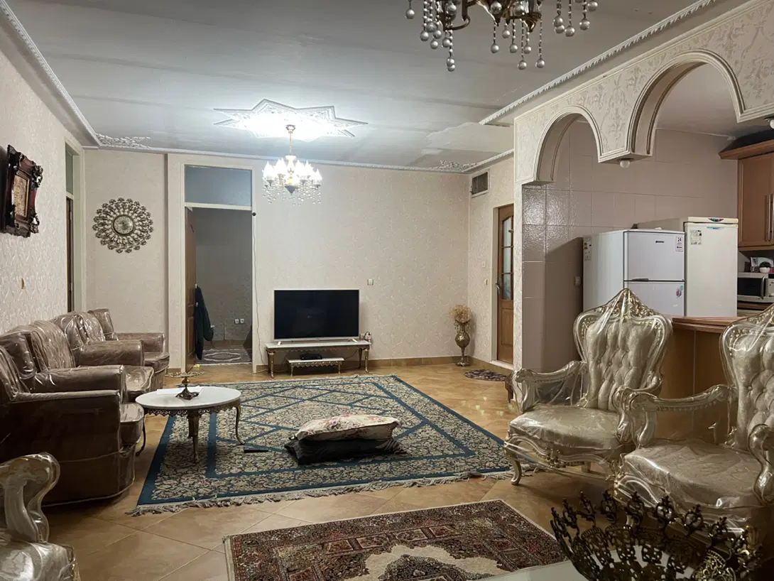 آپارتمان ۹۰ متری نبرد قیام شمالی