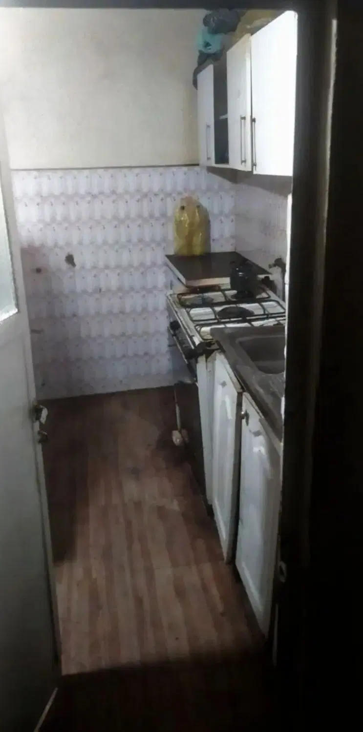 60متر کلنگی دوطبقه قابل سکونت