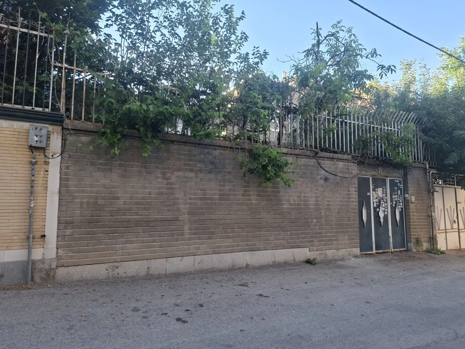 خانه حایط دار،شمالی